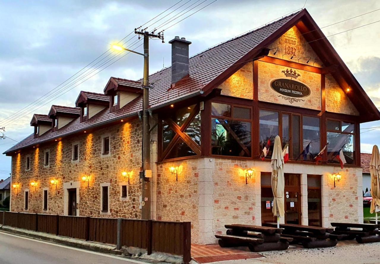 Granarollo Penzion Pizzeria Mlynany Bagian luar foto